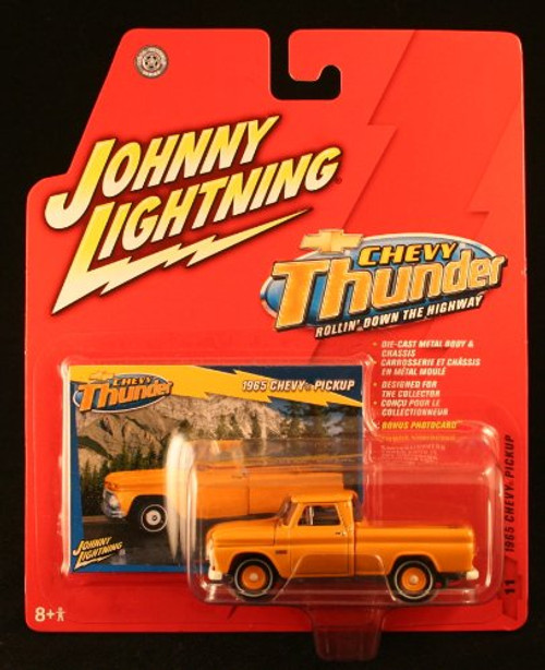 Johnny Lightning 1965 Chevy Pickup Chevy Thunder 2005 Die-Cast Vehicle & Collector Trading Card