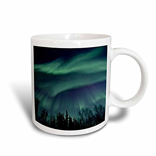 3dRose Northern Lights in Shade of Green Amongst Dark Blue Night Sky, Magic Transforming Mug, 11-Oz