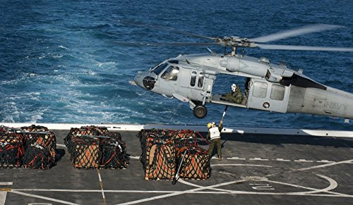 Posterazzi Marines attach cargo to an MH-60S Sea Hawk helicopter Poster Print, (18 x 10)