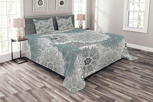 Ambesonne Grey Bedspread, Tile Art Mandala with Oriental Touch Eastern Style Motif, Decorative Quilted 3 Piece Coverlet Set with 2 Pillow Shams, Queen Size, Blue