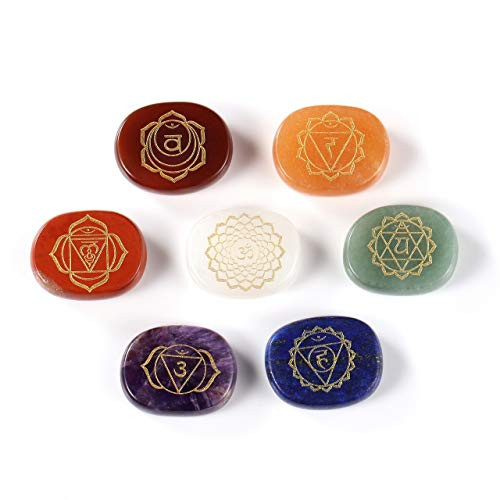 PESOENTH 7 Chakra Tumbled Crystals and Healing Stones Set Engraved Reiki Gold Sanskrit Symbols Lucky Worry Stones Anxiety Palm Gemstones,Amethyst,Clear Quartz,Lapis Lazuli,Jade,Agate,Jasper