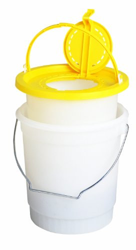Frabill 4745 Live Worm and Leech Lodge, Orange/White