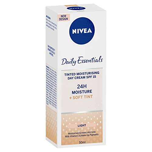 Nivea Visage Daily Essentials Tinted Moisturising Day Cream Natural SPF 15 (50ml)