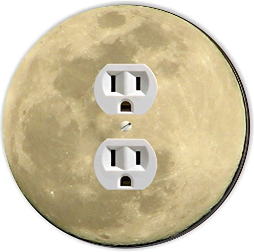 Rikki Knight RND-OUTLET-175 Planet Moon Round Single Outlet Plate