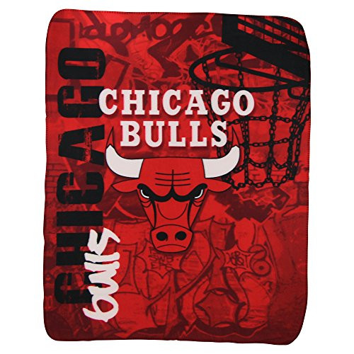 The Northwest Company NBA Lightweight Fleece Blanket (50" x 60") - Chicago Bulls The Northwest Company NBA Lightweight Fleece Blanket (50" x 60") - Chicago Bulls