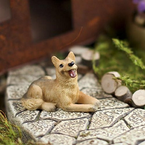 International Miniatures Dollhouse Miniature German Shepherd