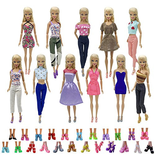 Nounita Lot 15 Items = 5 Sets Clothes Dolls Dress Clothing Outfits Costume + 10 Pair Shoes for 11.5 inch Doll Nounita Lot 15 Items = 5 Sets Clothes Dolls Dress Clothing Outfits Costume + 10 Pair Shoes for 11.5 inch Doll