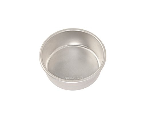 Nordic Ware 45406 Naturals Aluminum Bakeware Layer Cake Pan, Silver Nordic Ware 45406 Naturals Aluminum Bakeware Layer Cake Pan, Silver