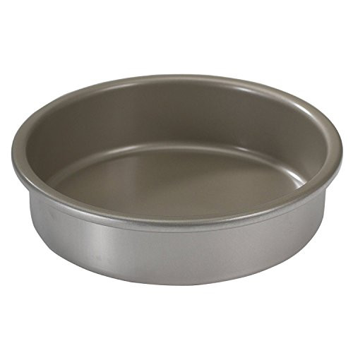 Nordic Ware Naturals Aluminum NonStick Round Cake Pan, 8-Inch