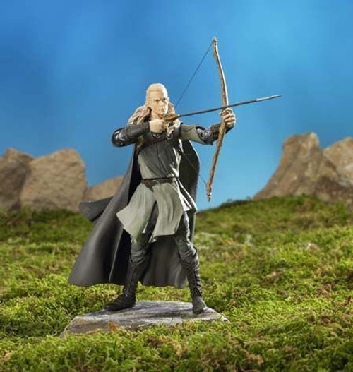 Lord of the Rings The Two Towers Legolas with Arrow Launching Action and Electronic Sound Base Action Figure