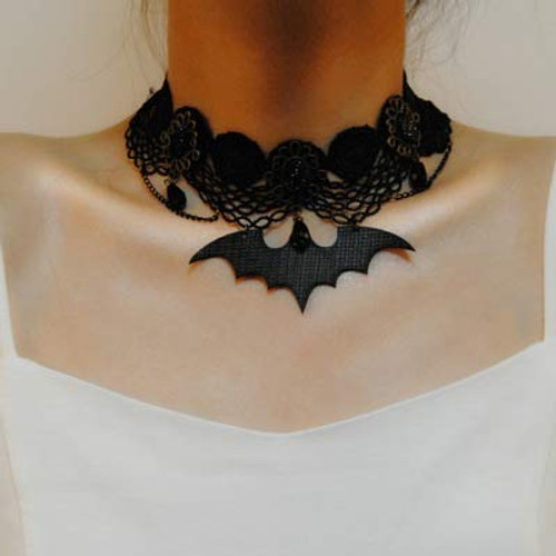 Clairy Lace Necklace Choker Bat Necklace Choker Necklace Chain Delicate Pendant Necklace Halloween Jewelry for Women and Girls