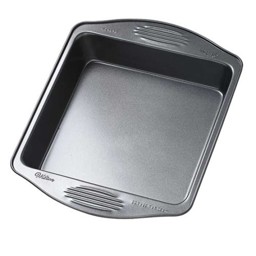 Wilton Excelle Elite 9-Inch Square Pan Wilton Excelle Elite 9-Inch Square Pan
