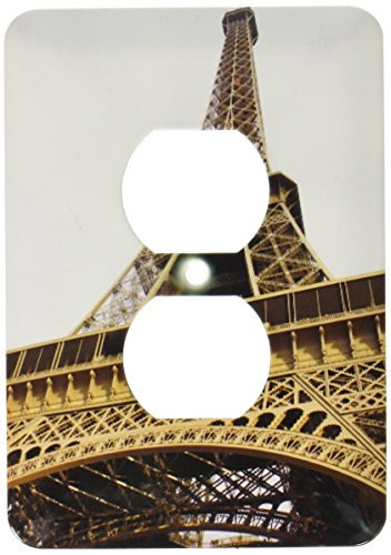 3dRose lsp383076 Relaxing near the magnificent Eiffel Tower 2 Plug Outlet Cover