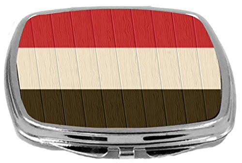 Rikki Knight Compact Mirror on Distressed Wood Design Yemen Flag 3 Ounce
