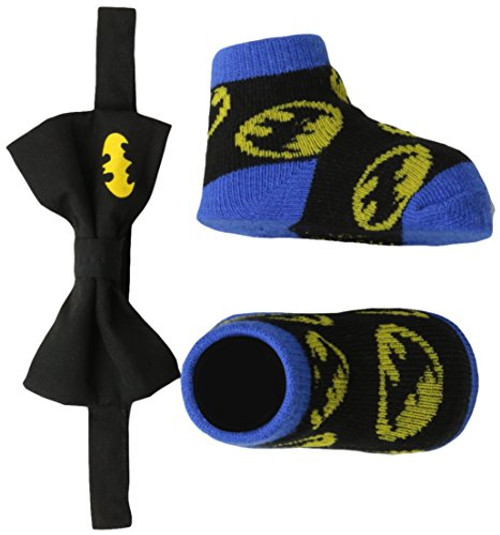 DC Comics Baby Boys Superhero Bowtie Sock Set black Bowtieblueblack SocksBatman 012M DC Comics Baby Boys Superhero Bowtie Sock Set black Bowtieblueblack SocksBatman 012M