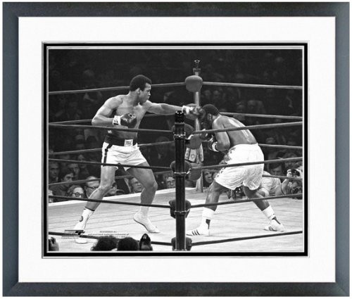 Ali Muhammad vs Joe Frazier Photo Size 125 x 155 Framed