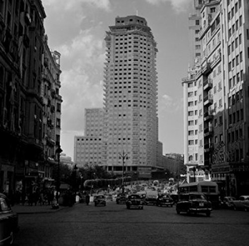Spain Madrid Plaza de Espana tower of Madrid Building Poster Print 18 x 24