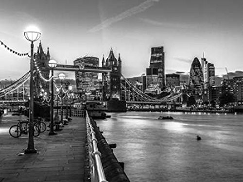 Posterazzi PDXAF20150907127C02LARGE London Riverside Promenade with Tower bridge Poster Print by Assaf Frank 18 x 24