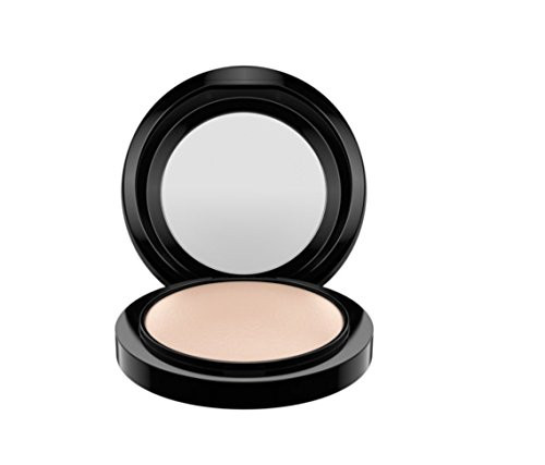 MAC Mineralize Skinfinish Natural 0 35 oz