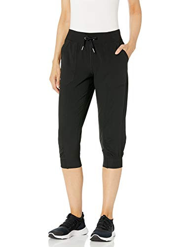 Calvin Klein Women s Premium Performance Rib Cuffed Capri Pant Standard and Plus black 1X