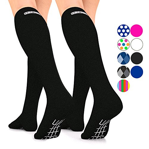 GO2 Compression Socks for Men Women Nurses Runners 1622 mmHG medium  Medical Stocking Maternity Travel  Best Performance Recovery Circulation Stamina  BlackMedium 2Pack