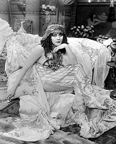 Cleopatra Theda Bara In A Costume By George James Hopkins 1917 ?Fox Film Corporation Tm & CopyrightCourtesy Everett Collection Photo Print (8 x 10)
