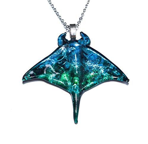 Handmade Ocean Blue Manta Ray Stingray Art Glass Blown Sea Animal Figurine Pendant Necklace Jewelry
