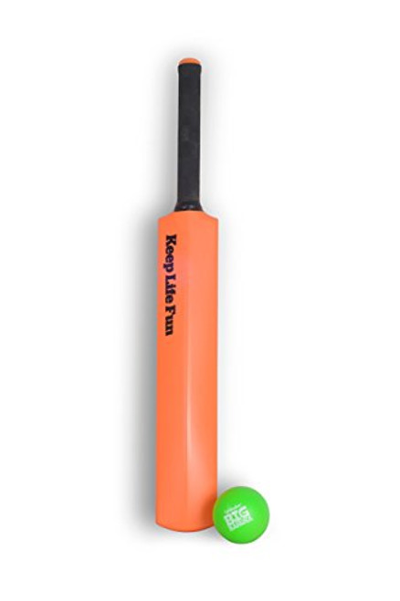 Waboba Water Cracket with Big Kahuna Ball (Ball Colors May Vary) Waboba Water Cracket with Big Kahuna Ball (Ball Colors May Vary)