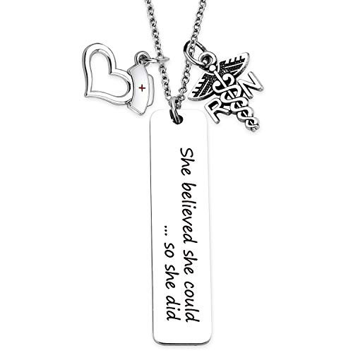 EIGSO Nurse Keychain Nurse Graduation Gift She Believed She Could So She Did Inspirational Jewelry RN LPN Gift Medical Student Gift for Nurse