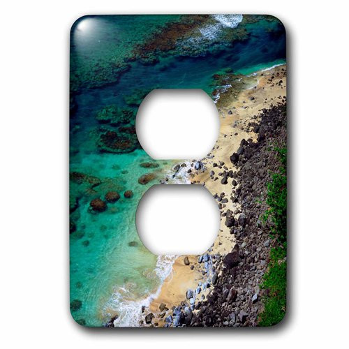 3dRose lsp_208847_6"USA, Hawaii, Kauai A coral reef on the Na Pali coast" 2 Plug Outlet Cover