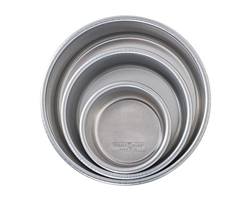 Nordic Ware 45423 Naturals Aluminum Bakeware Layer Cake Pan, Silver Nordic Ware 45423 Naturals Aluminum Bakeware Layer Cake Pan, Silver