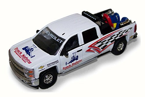 2015 Chevy Silverado Pickup Truck w/ Safety Equipment, White - Greenlight 29874 - 1/64 Scale Diecast Model Toy Car 2015 Chevy Silverado Pickup Truck w/ Safety Equipment, White - Greenlight 29874 - 1/64 Scale Diecast Model Toy Car