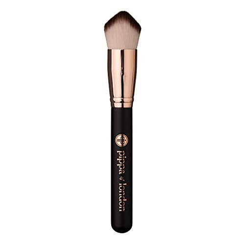 Studio FX Makeup Foundation Brush by Pippa of London   Liquid  Powder   Cream Foundation Applicator For Building Foundation Coverage   Flawless Application   100 Cruelty Free Synthetic Bristles