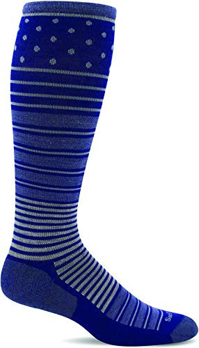 Sockwell Women s Twister Firm Graduated Compression Sock  Hyacinth   S M