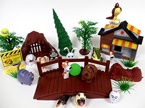 Secret Life of Pets 22 Piece Play Set Featuring Random Secret Life of Pets Figures and Accessories - May Include Max, Duke, Snowball, Gidget, Chloe Figures