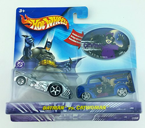Hot Wheels DC Comics Batman vs Catwoman 1 64 Scale Die Cast Car 2 Pack Mattel