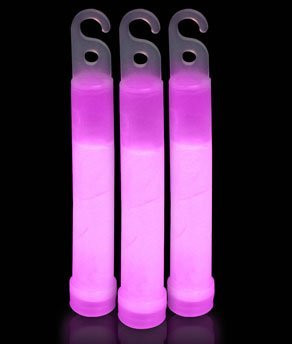 Fun Central S2 6 Inch Premium Glow in The Dark Sticks - Pink 25pcs