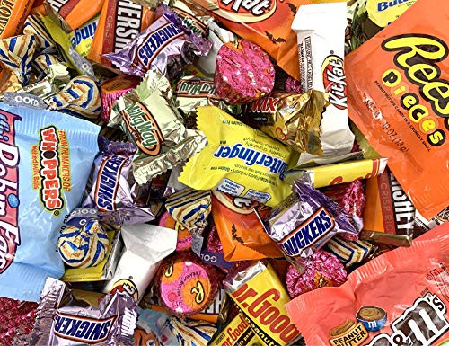 Hershey s Lovers Chocolate Candy Variety Assorted Mix Bag  All Your Favorite Treats - 3 Pound Bag 120 Count