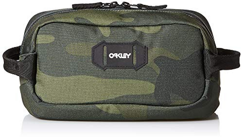 Oakley Men s Street Toiletry Kit  Core Camo  One Size