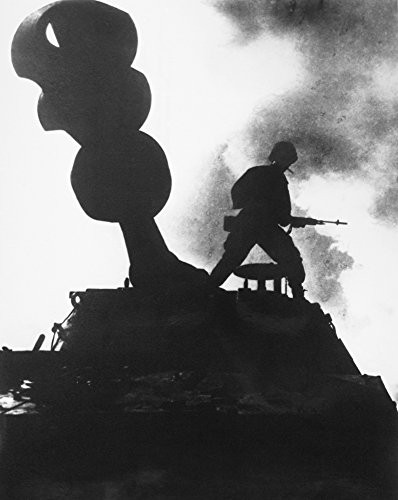 Vietnam War Howitzer Na Paratrooper Of The 173Rd Airborne Brigade Stands Guard Atop A 155Mm Self-Propelled Howitzer In War Zone D South Vietnam Late 1966 Poster Print by 18 x 24