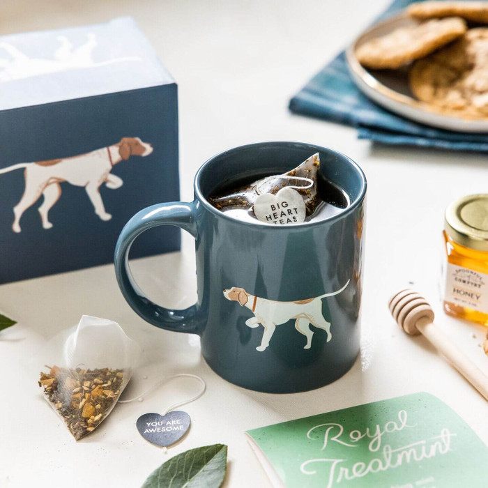 Helmsie-designed blue mugs featuring an image of an English Pointer