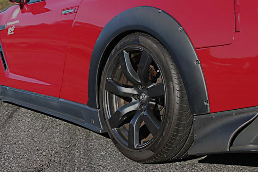 CS830FR - Charge Speed 2007-20241 Nissan ALL GTR R35 FRP 20mm Rear Over Fenders