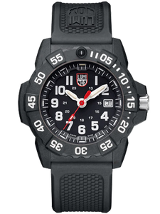 Luminox Navy SEAL Dive Watch with Carbonox Case and 200M Water Resistance - Model XS.3501.F
