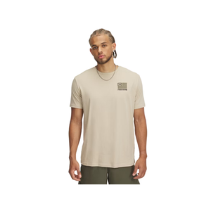 Under Armour UA M Freedom Left Chest Short Sleeve T-Shirt – Desert Sand / Marine Od Green, Medium