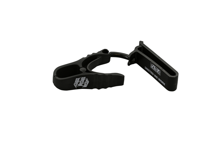Mechanix Wear MWC-05 Black Glove Clip for Secure and Convenient Gloves Attachment