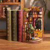 BOOKNOOK AND WONDERLAND SILENT CORNER STUDY
