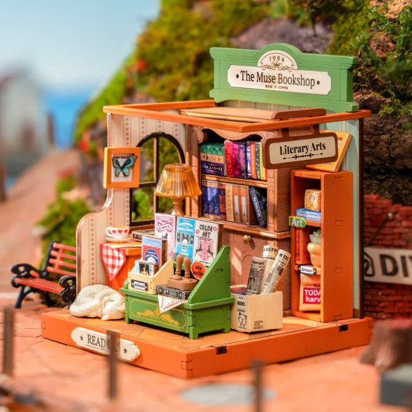 DIY MINIATURE HOUSE KIT-THE MUSE BOOKSHOP (147589-DS040)