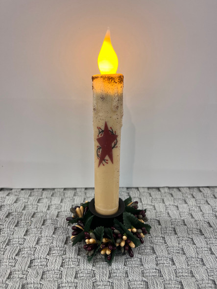 7" RED STAR W/ BERRIES TAPER TIMER CANDLE