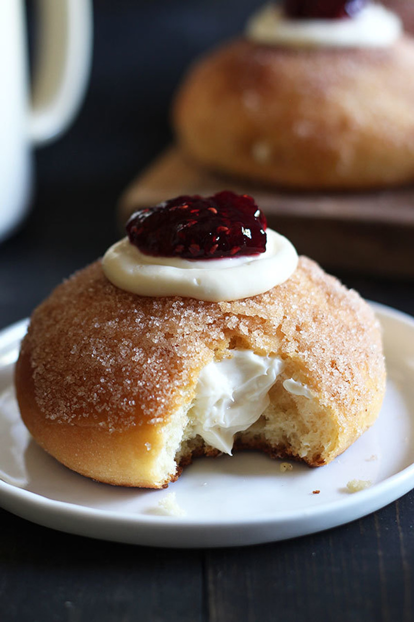 Cakes, Pies & Desserts