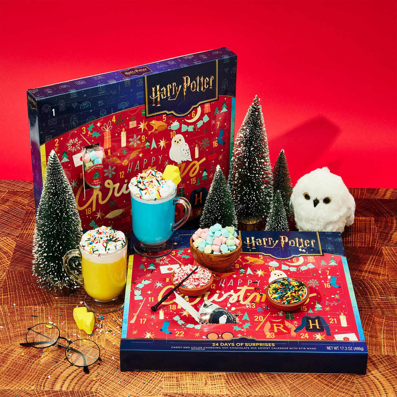 HARRY POTTER 24 Days of Surprises, Includes 12 Color-Changing Hot